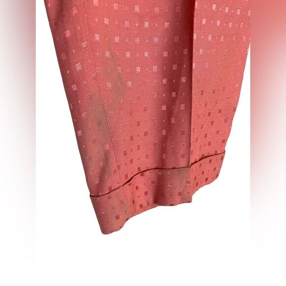 Chico’s Size 1 (U.S. 8) Jacquard Pleated Cuff Ankle Pants • Zipper & Button FLAW - Picture 11 of 15